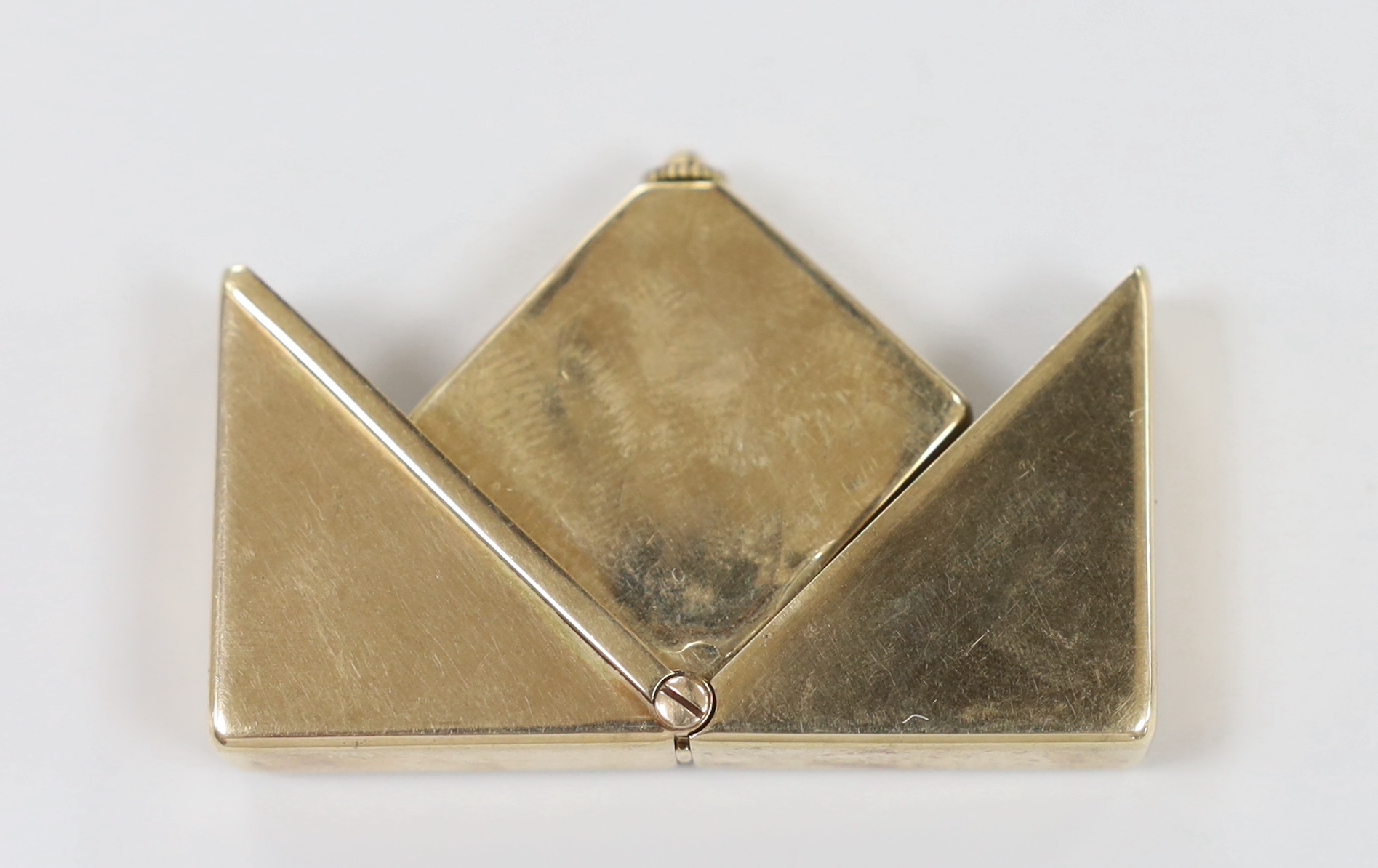 A 1930's/1940's yellow metal Eclipso square cased travelling watch, retailed by Hamilton of Calcutta, 29mm, gross weight 30.9 grams.